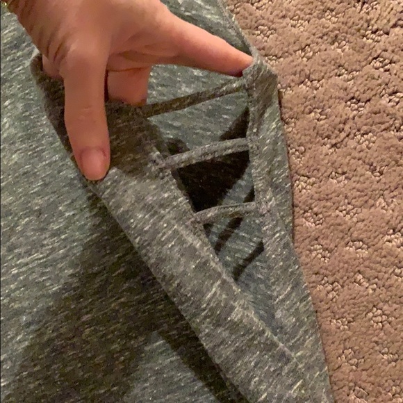 Bar Method Tank - Picture 2 of 5